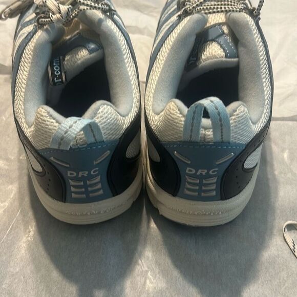 Brand New Doctor Comfort Women's Athletic Sneakers - White & Light Blue - Size 8 - Picture 3 of 8